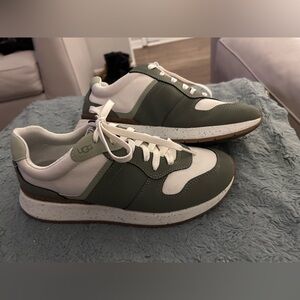 UGG Retrainer Sneakers - Size 8